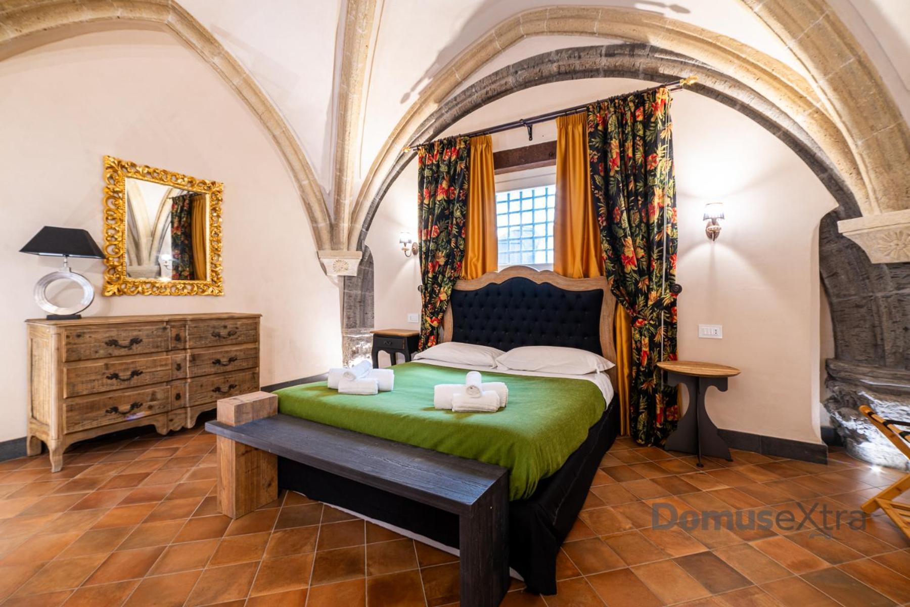 Piazza San Domenico Suite By Domusextra Naples Extérieur photo