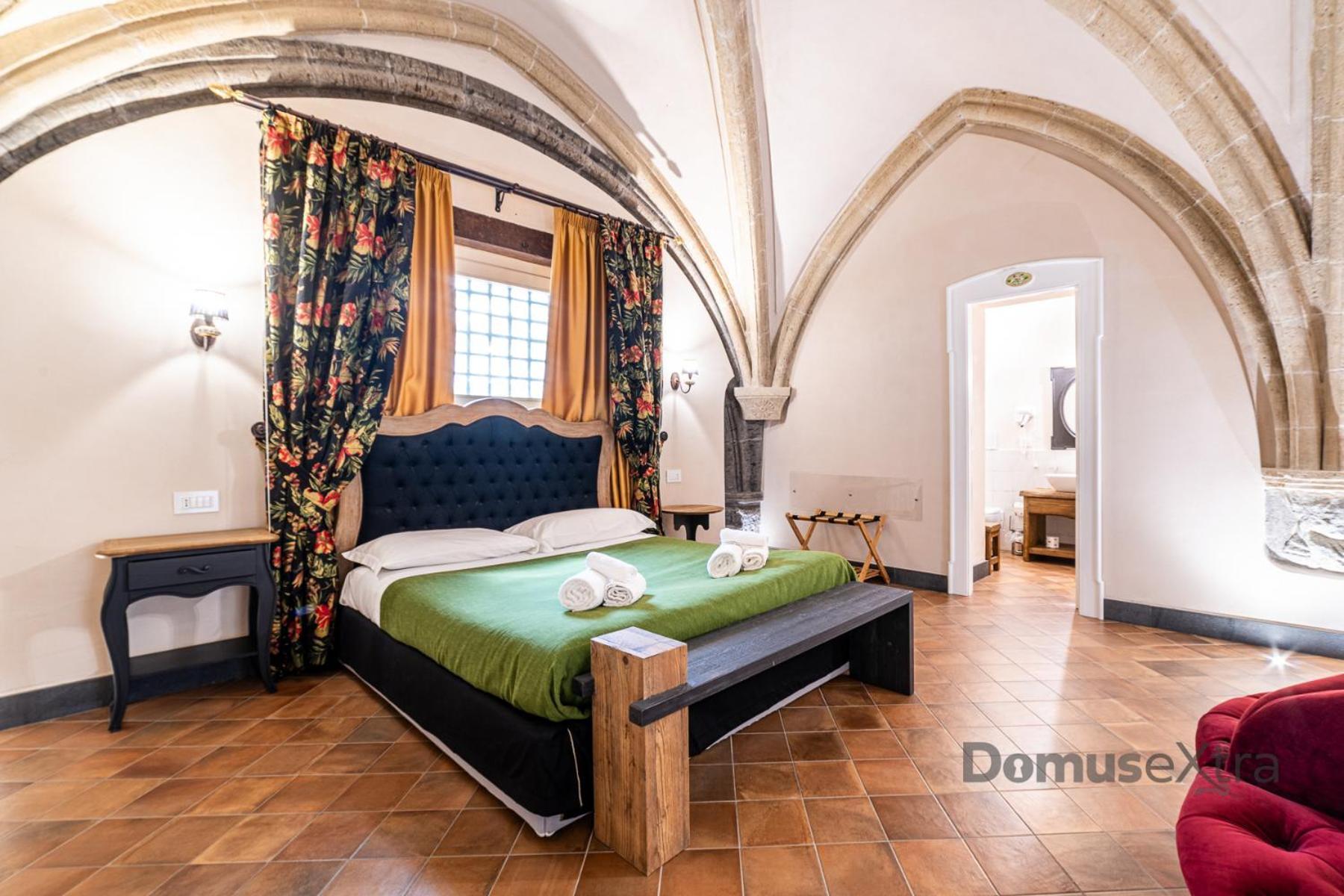 Piazza San Domenico Suite By Domusextra Naples Extérieur photo