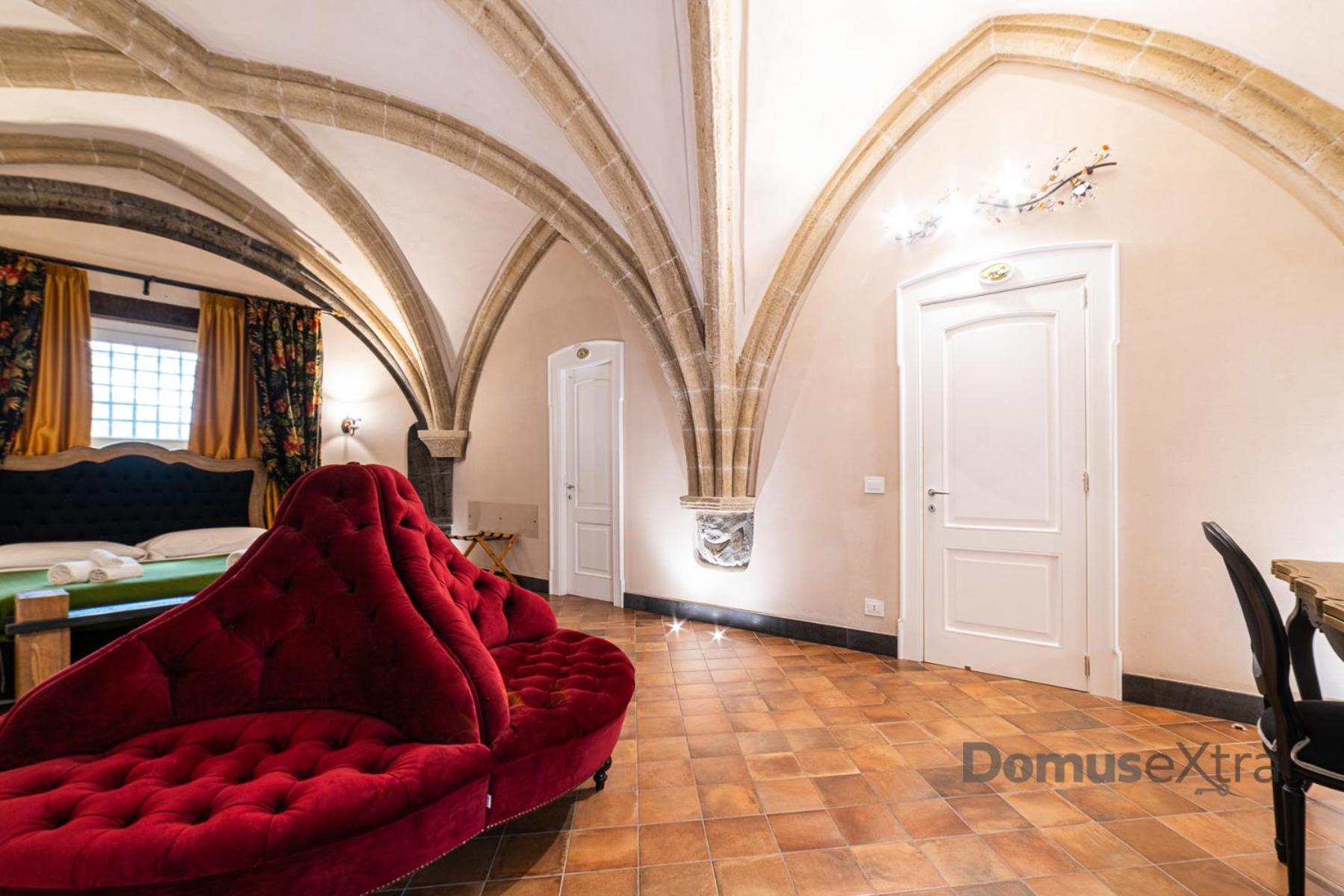 Piazza San Domenico Suite By Domusextra Naples Extérieur photo